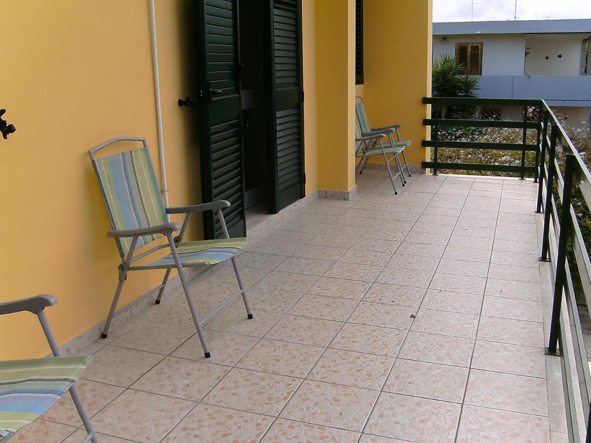 Bed and Breakfast Vento Dell'Est San Cataldo  Camera foto